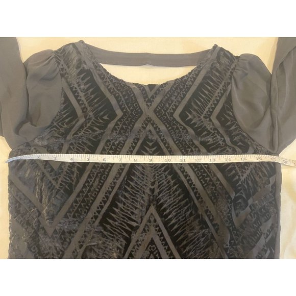 Express Women Velvet Burnout Deep V-Back Long Sleeve Dress Geometric Black SZ XS - Picture 7 of 10